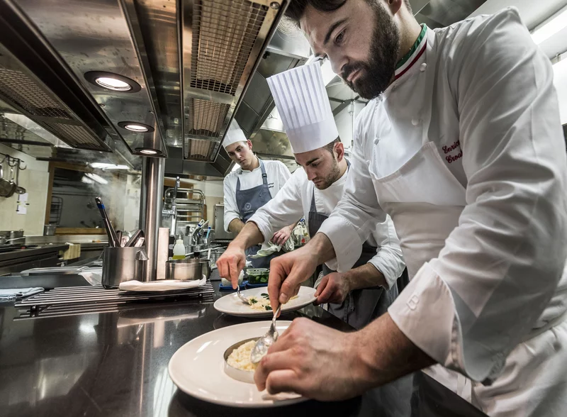 Dv Ch Madonna Di Campiglio Cucina Croatti A.Bernasconi