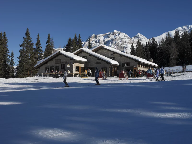 Campiglio Inv 0652 Madonna Di Campiglio, Il Rif Montagnoli