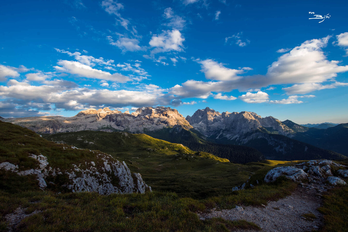 Trekking Sulle Dolomiti Di Brenta