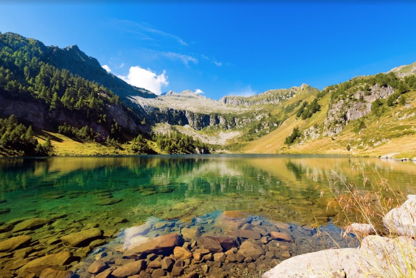 Laghi Alpini In Valle Del Chiese