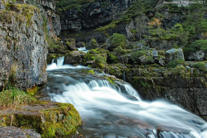 Tour Der Mittleren Und Unteren Vallesinella Wasserfälle