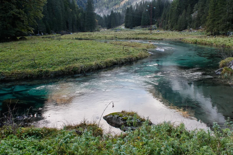 Die Route „Amo L'acqua Val Nambrone", über Brücken Und Kristallklares Wasser