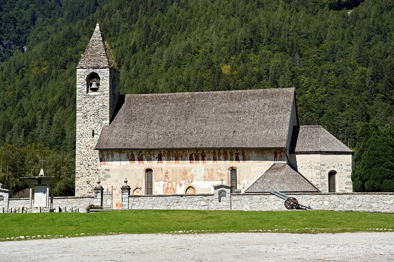 Chiesa Di San Vigilio   Pinzolo