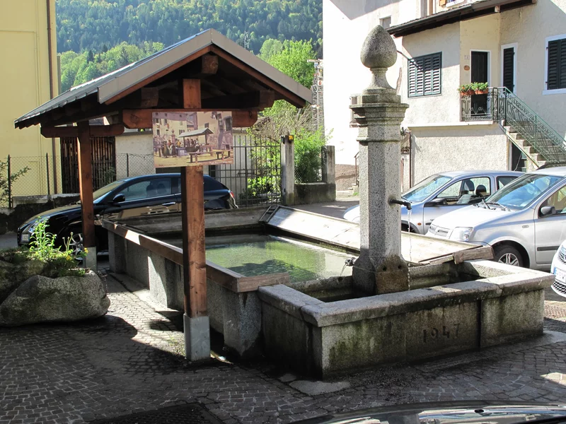Le lapidi storiche e le fontane