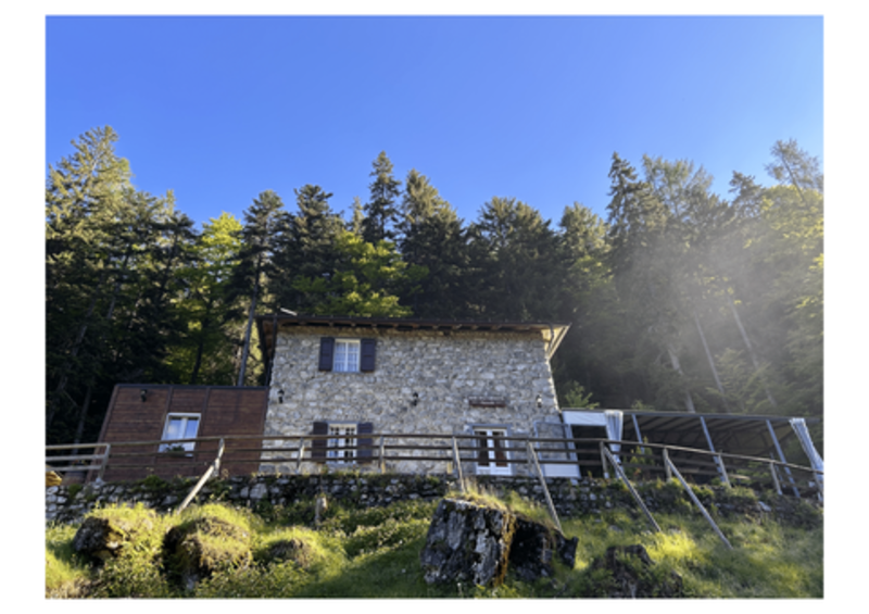 Rifugio Cascate di Mezzo, Vallesinella