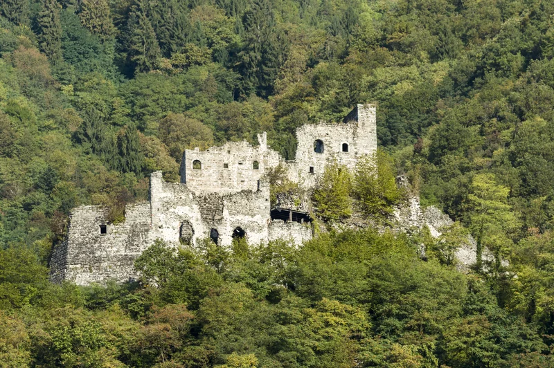 Castello Santa Barbara