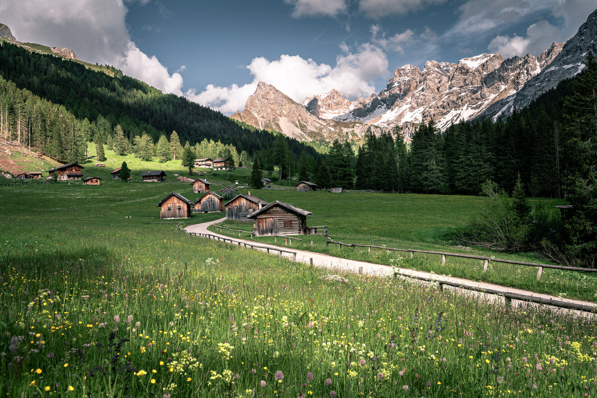 Primavera in Val San Nicolò in Val di Fassa | © Patricia Ramirez  - Archivio Immagini ApT Val di Fassa