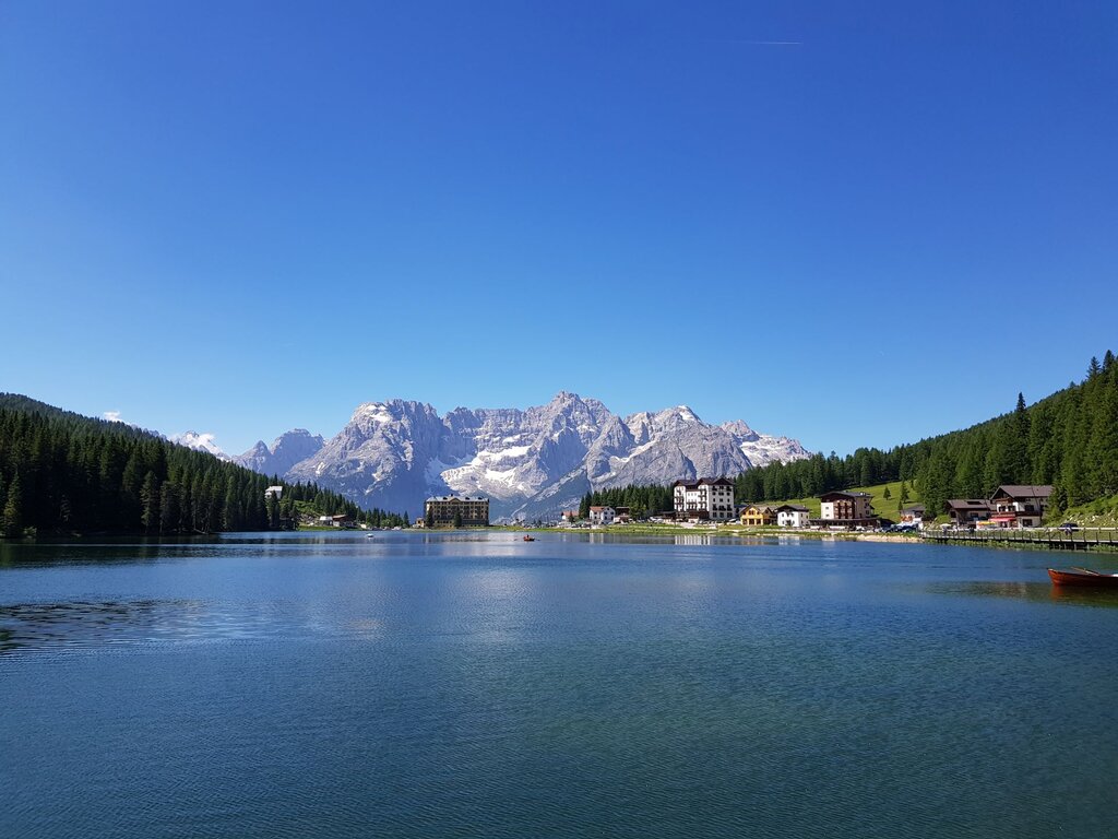 Auronzo   Lago Di Misurina   Primavera   Ragazzo Giuliana