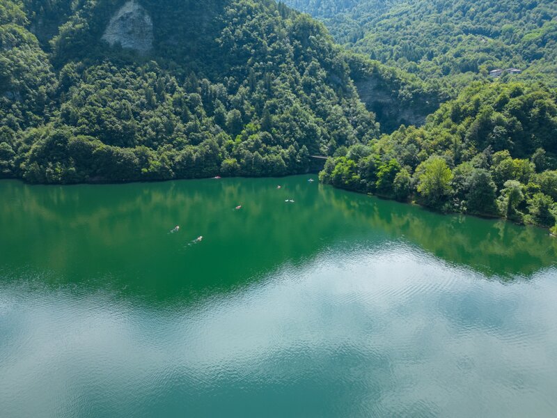 Lago Del Corlo 2 Lago Del Corlo 2